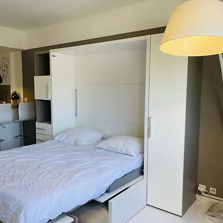 Proche Centre Farn4 شقة كان