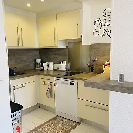 Proche Centre Farn4 * Канны